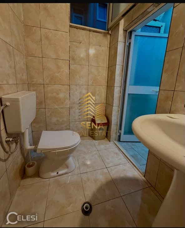 Apartament 1+1 me qira, prane Fushes se Tenisit — foto 4