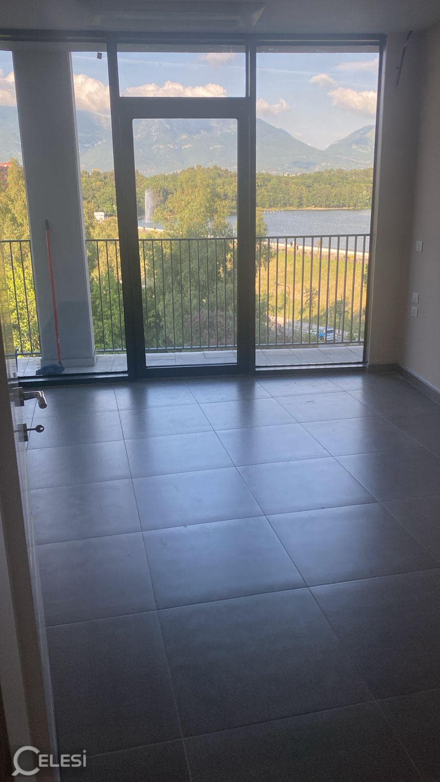 Zyrë me qira, Lake View — foto 2