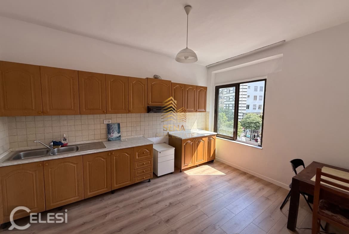 Hapësirë/Strukturë biznesi me qira, Rruga Elbasanit — foto 4
