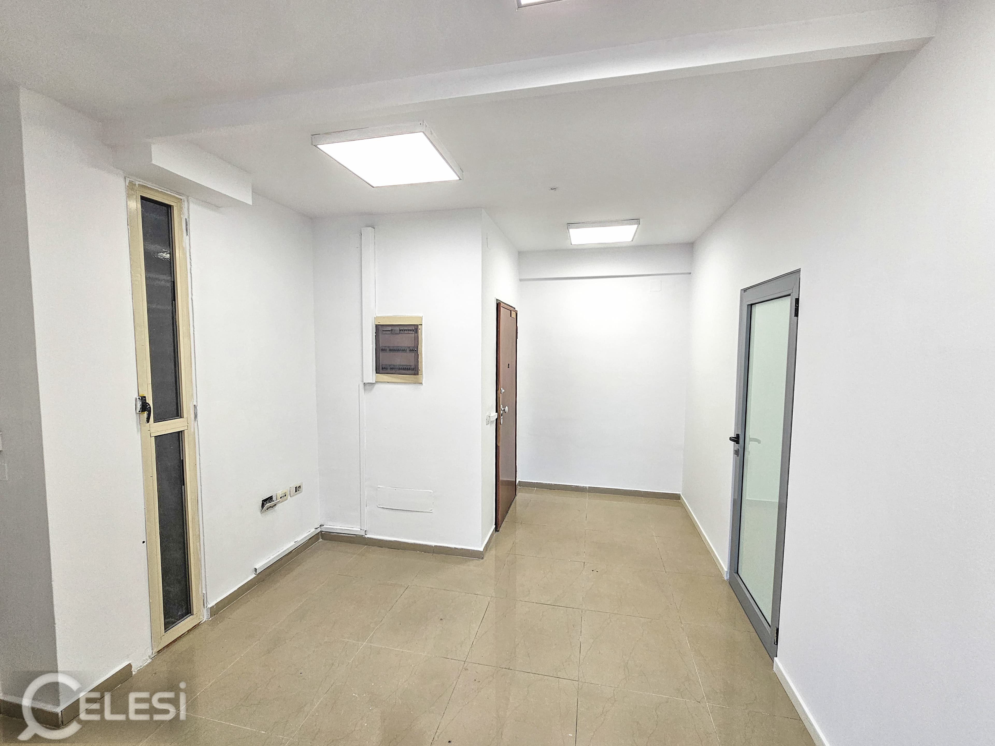 Zyrë me qira, Kompleksi Halili, Villa Gold — foto 4