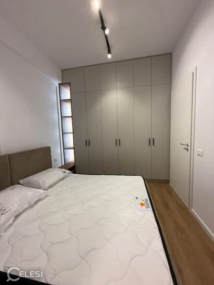 Apartament me qira, Ali Demi — foto 5