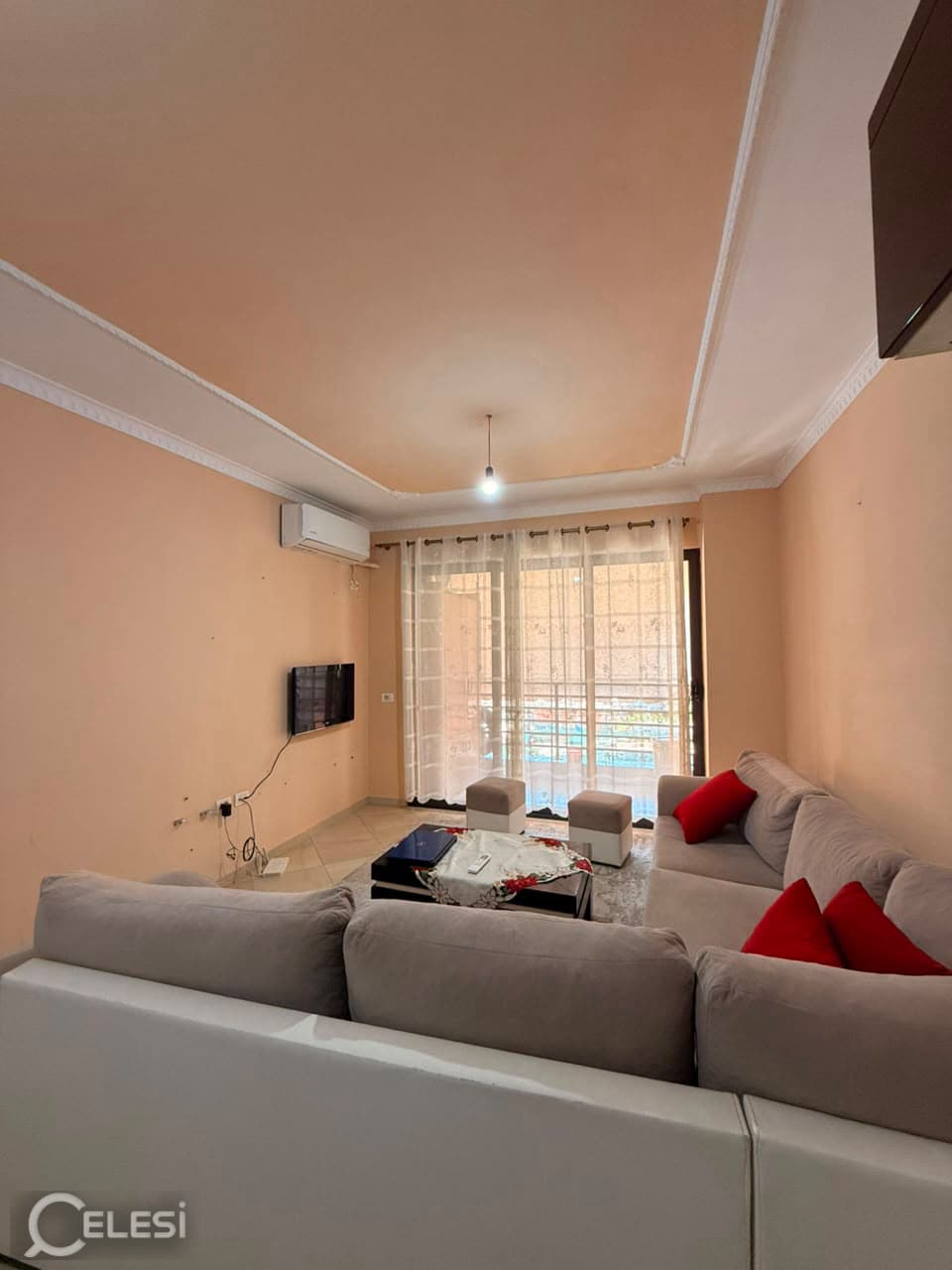 Apartament me qira, Astir — foto 4