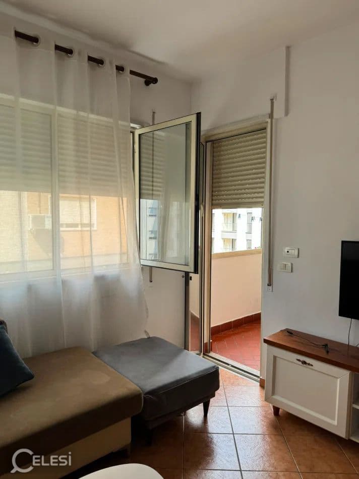 Apartament 1+1 me qira, Kristal center — foto 2