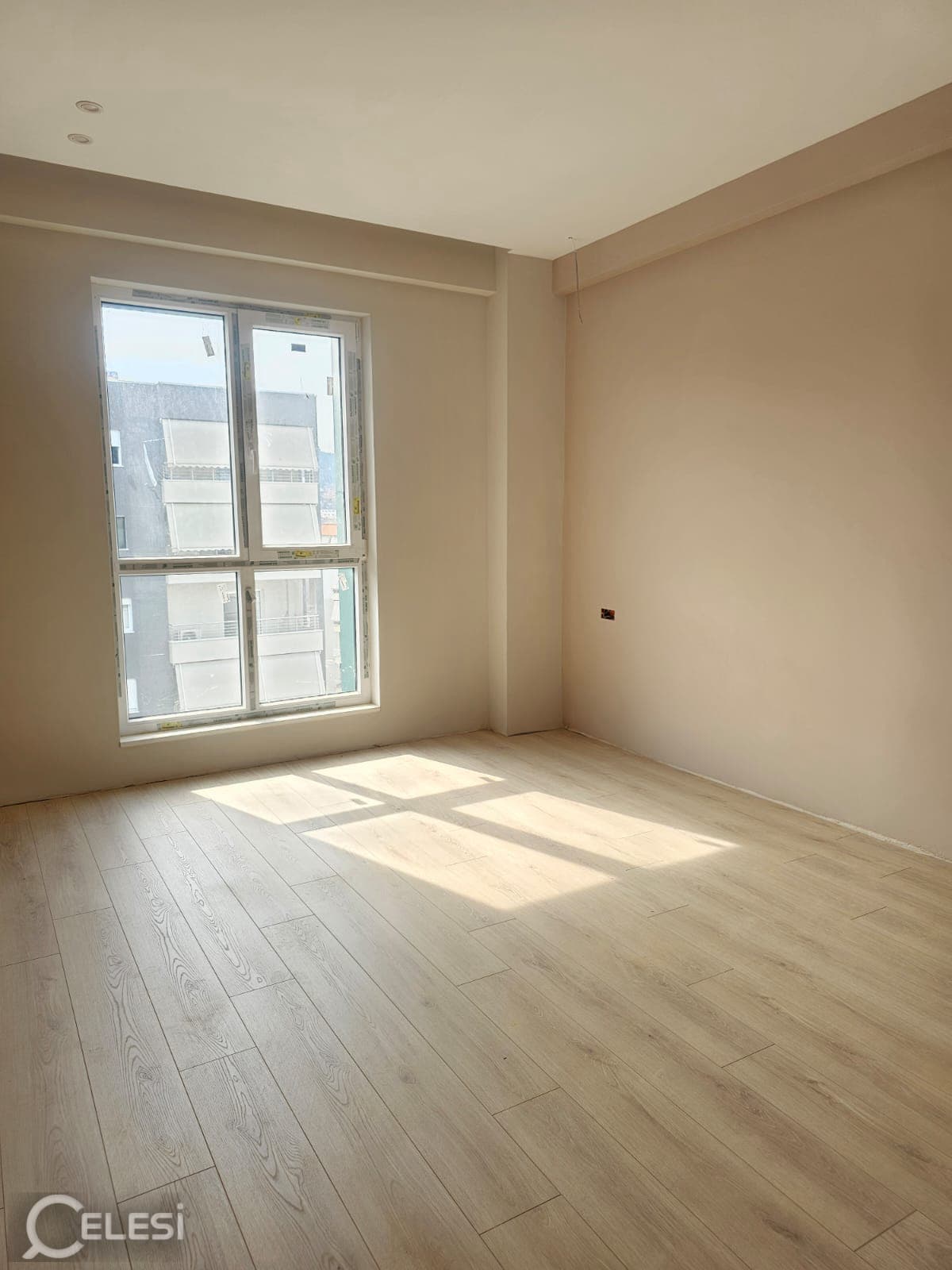 Apartament me qira, Komuna Parisit — foto 5