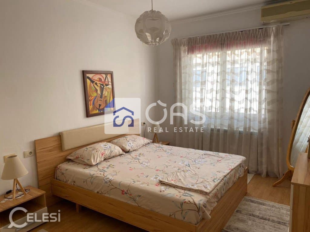 Apartament me qira, Liqeni i Thate, perballe hotel Radisson — foto 4