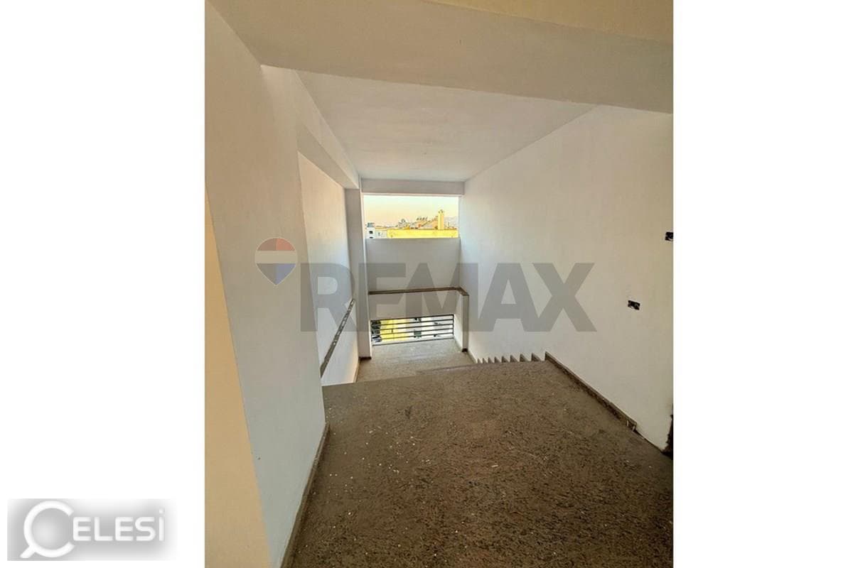 Penthouse & Duplex në shitje, Besim Alla — foto 2