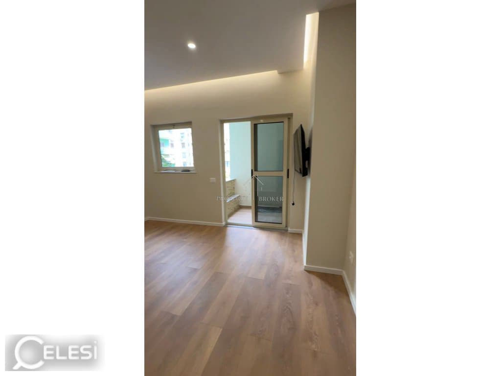 Apartament në shitje, Komuna e Parisit — foto 4