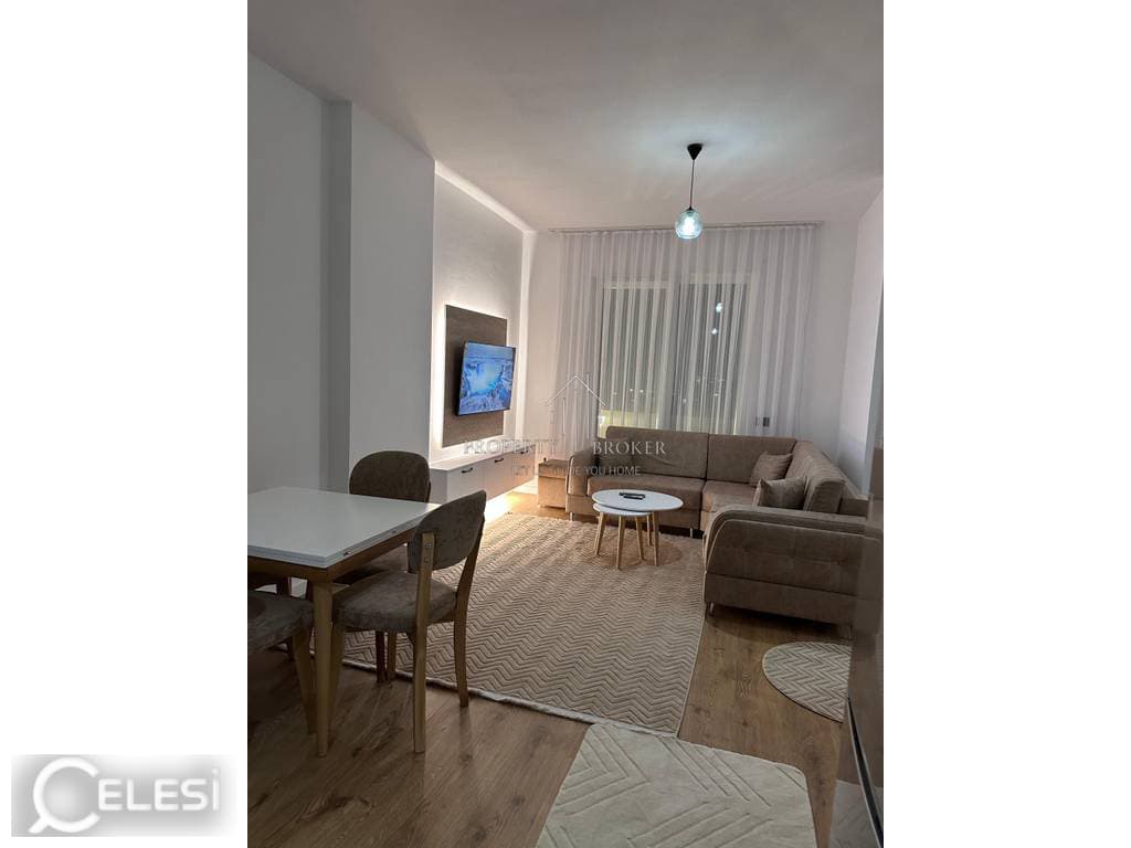 Apartament me qira, Paskuqan — foto 4