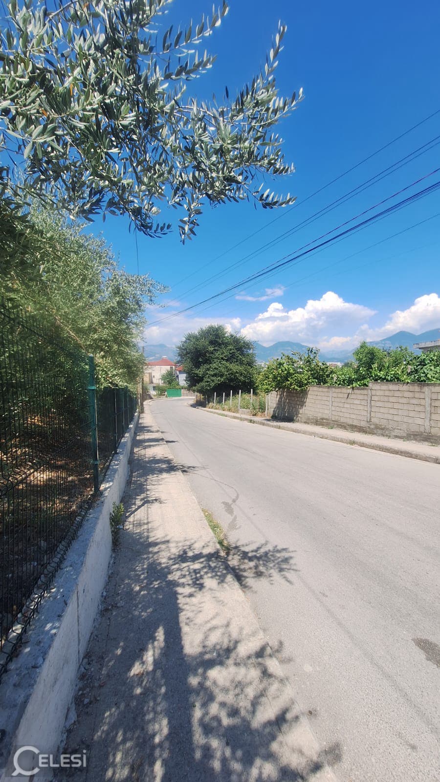 Truall ndërtimi në shitje, Rruga Myslym Shima — foto 5