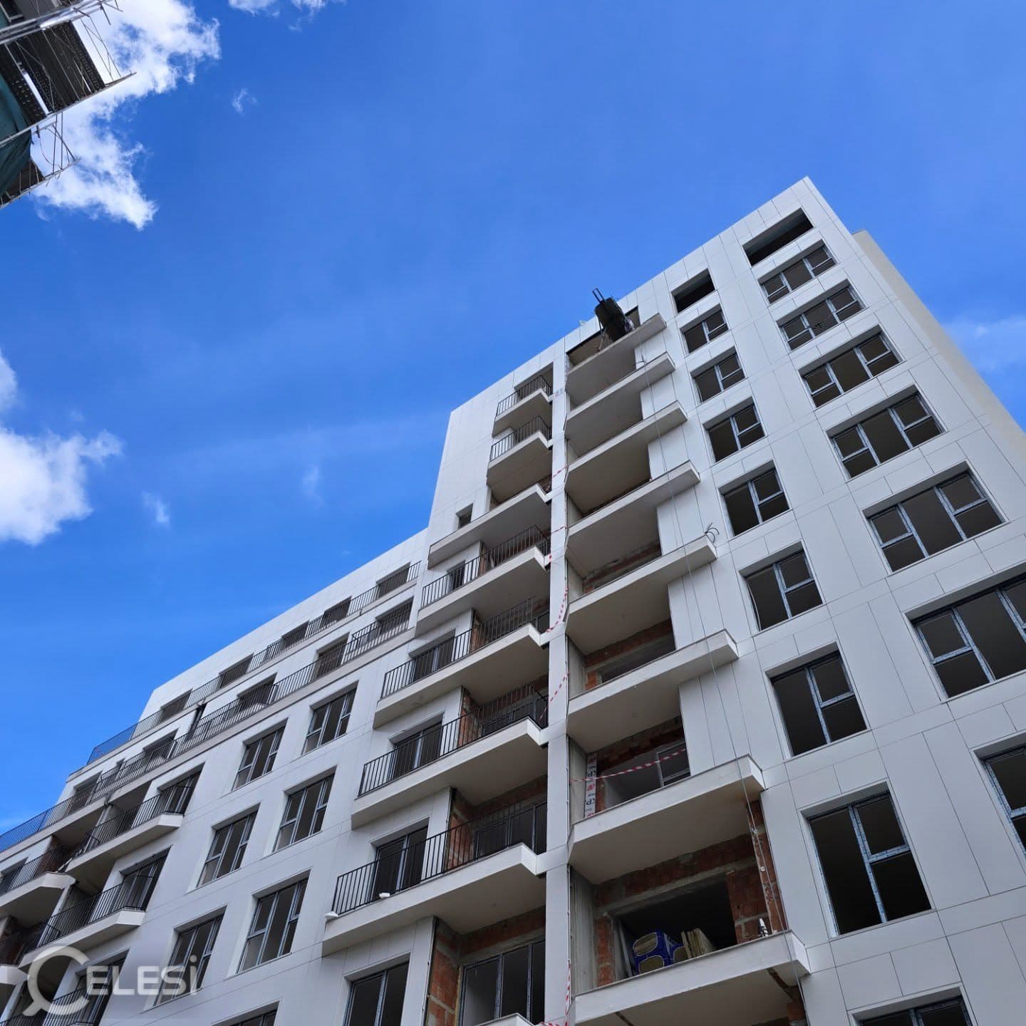 Apartament 1+1 në shitje, Shkolla e Kuqe — foto 2