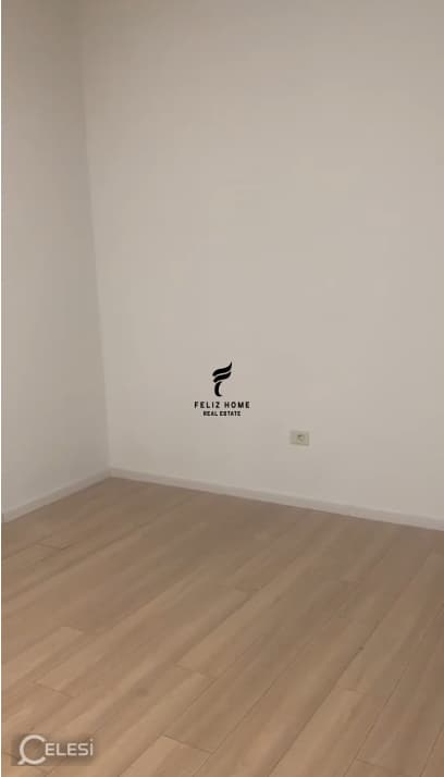 Zyrë me qira, MINE PEZA — foto 2