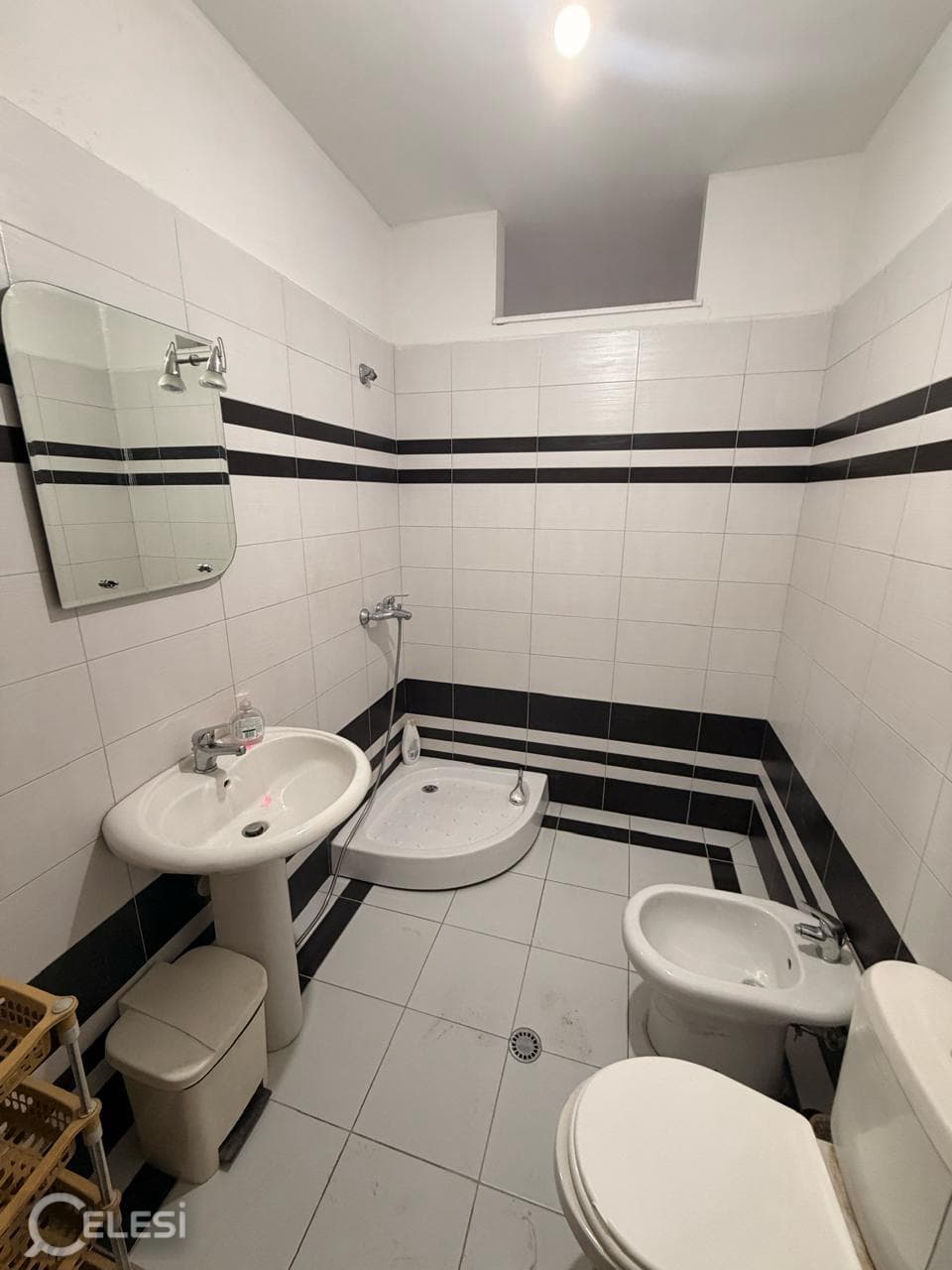 Apartament me qira, Astir — foto 4