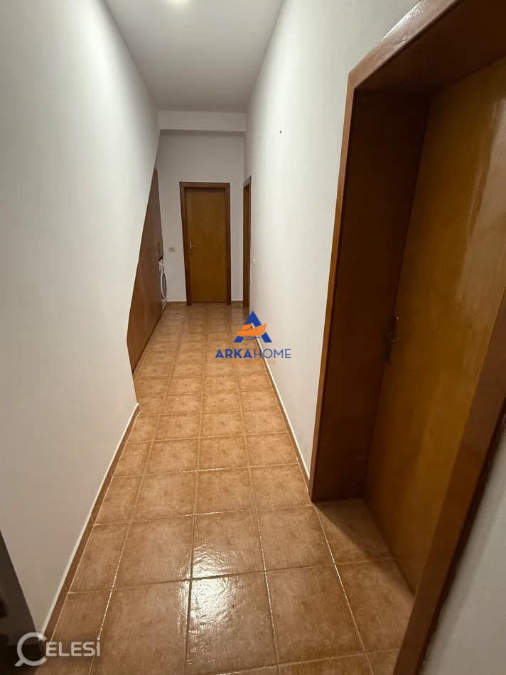 Vilë me qira, 5 MAJI — foto 2