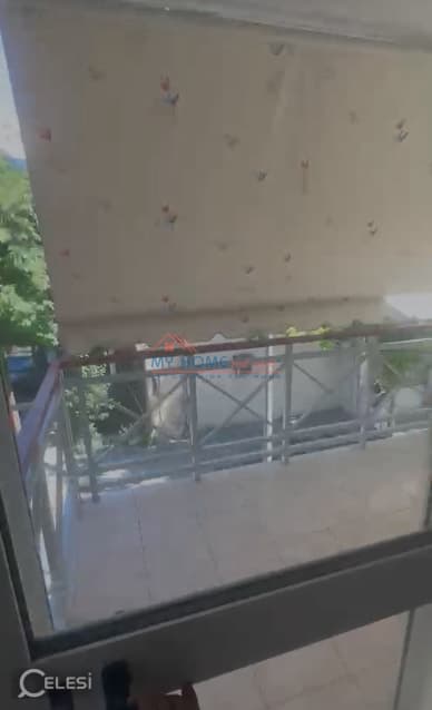 Zyrë me qira, Garda — foto 4