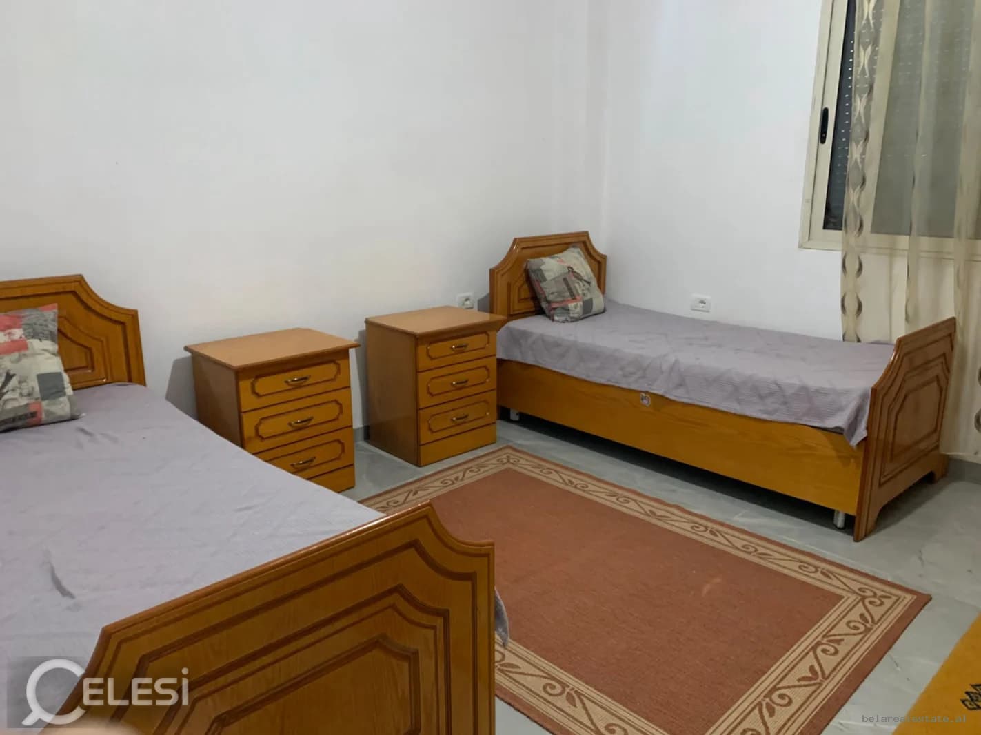 Vilë me qira, Astir — foto 5