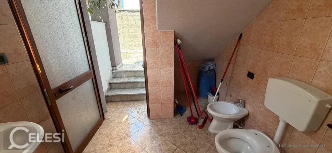 Magazinë me qira, Kodra e Priftit — foto 4